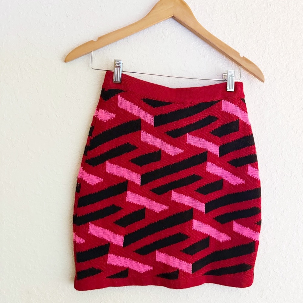 Versace Knit La Greca Mini Skirt Size 40 - Picture 6 of 6